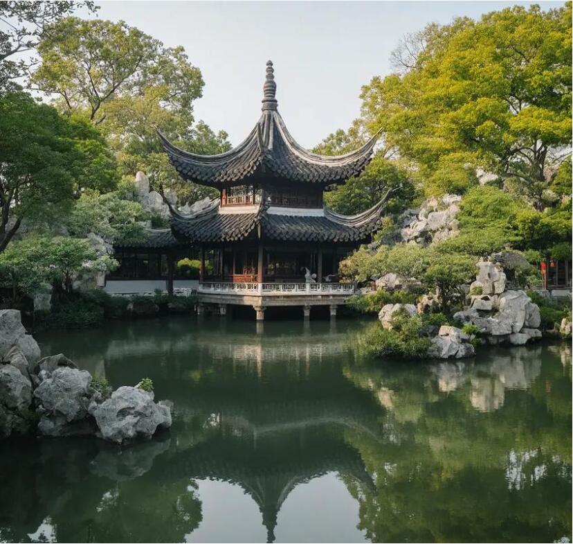 重庆陌路餐饮有限公司